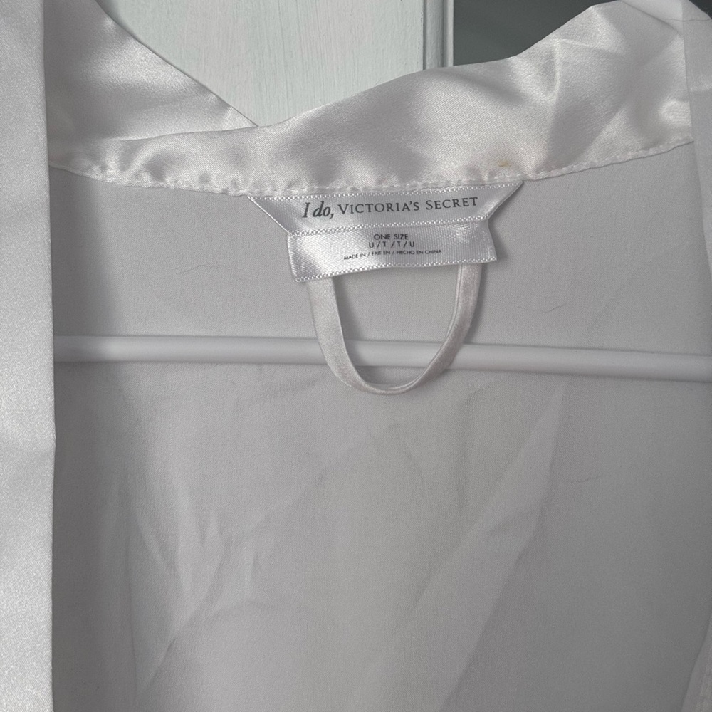 🎀VICTORIAS SECRET🎀 bridal robe - Picture 4 of 5